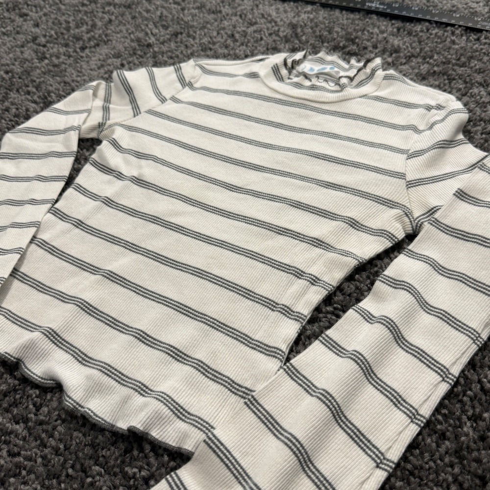 E2 Striped Mock Neck Top Womens White Grey Excellent Ribbed Knit S